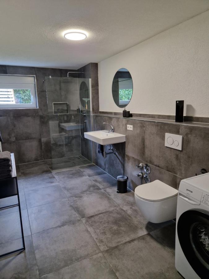 Ferienwohnung Am Schloss FDH Buitenkant foto